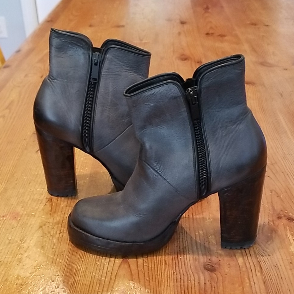 Fluevog Double Dutch boots 6.5